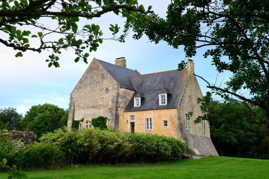 Le Chateau De Neuilly La Foret Isigny-sur-Mer Exterior foto