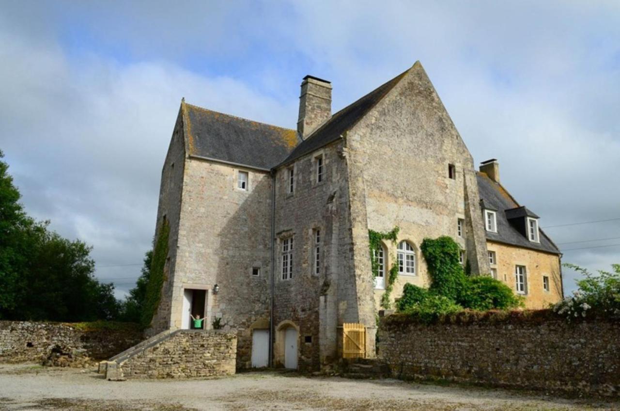 Le Chateau De Neuilly La Foret Isigny-sur-Mer Exterior foto